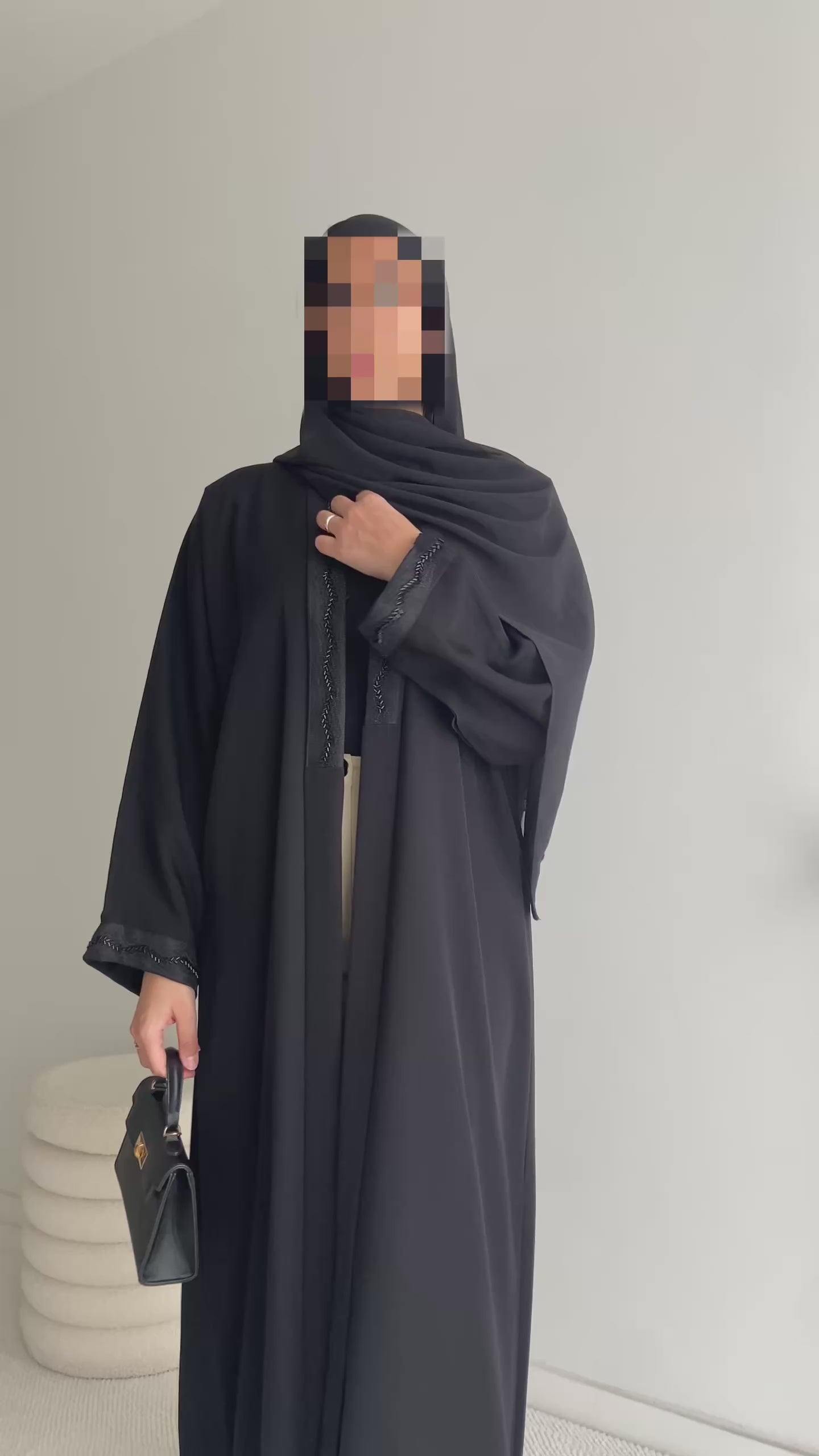 Abaya Mira